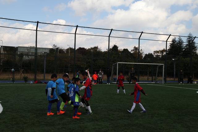 内维尔批拉10&卡塞米罗去美国度假